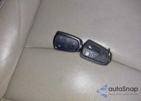 2017 Cadillac Xt5 Luxury z USA, uszkodzony, nr VIN 1GYKNBRS7HZ170870